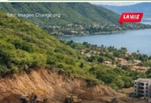Ajijic Residents Rally Nearly 2,700 Signatures to Protect Surrounding Hills from Urban Growth